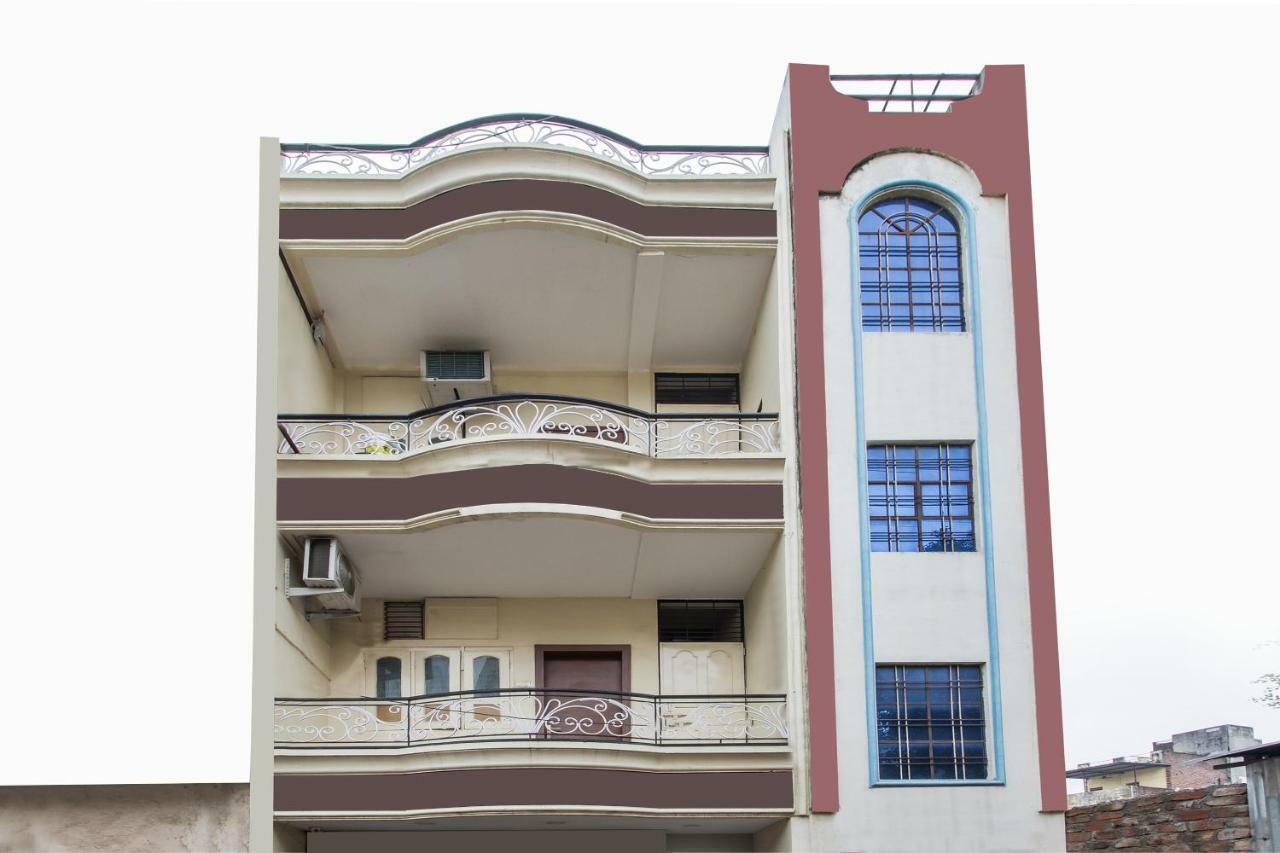 Oyo 17161 Hotel Mahalaxmi Ujjain Dış mekan fotoğraf